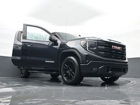 Used 2023 GMC Sierra 1500 Elevation AWD/4WD image 31