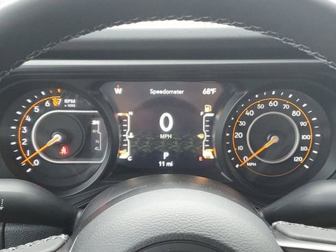 New 2025 Jeep Gladiator Sport image 9