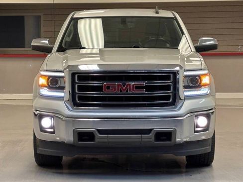 Used 2015 GMC Sierra 1500 SLT w/ SLT Crew Cab Value Package AWD/4WD image 3