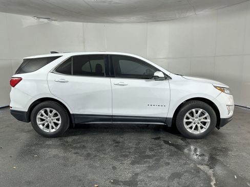 Used 2019 Chevrolet Equinox LT image 9