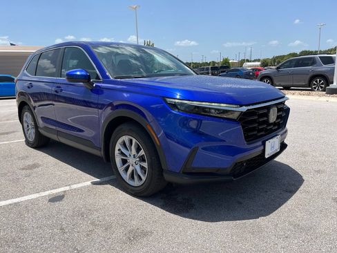 Used 2024 Honda CR-V EX-L image 3