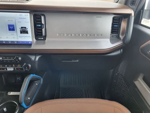 Used 2022 Ford Bronco Outer Banks image 25