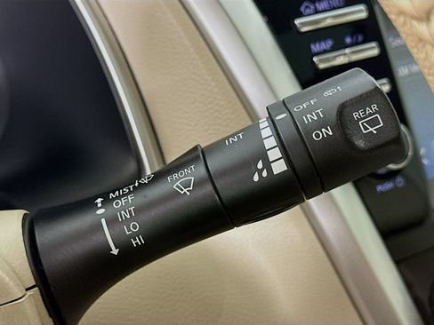 Used 2016 Nissan Murano Platinum w/ Platinum Technology Package AWD/4WD image 21