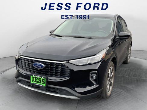 Used 2023 Ford Escape Platinum image 1