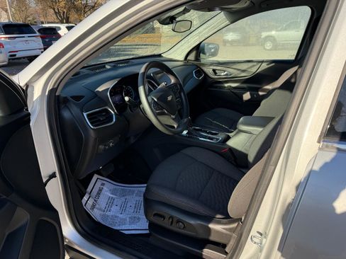 Used 2020 Chevrolet Equinox LT image 7