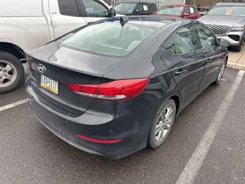 Used 2017 Hyundai Elantra SE FWD image 11