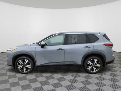 Certified 2024 Nissan Rogue SL w/ SL Premium Package image 5