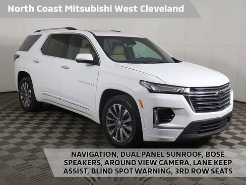 Used 2023 Chevrolet Traverse Premier AWD/4WD image 1