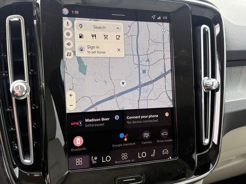 New 2026 Volvo XC40 B5 Plus w/ Protection Package Premier image 15