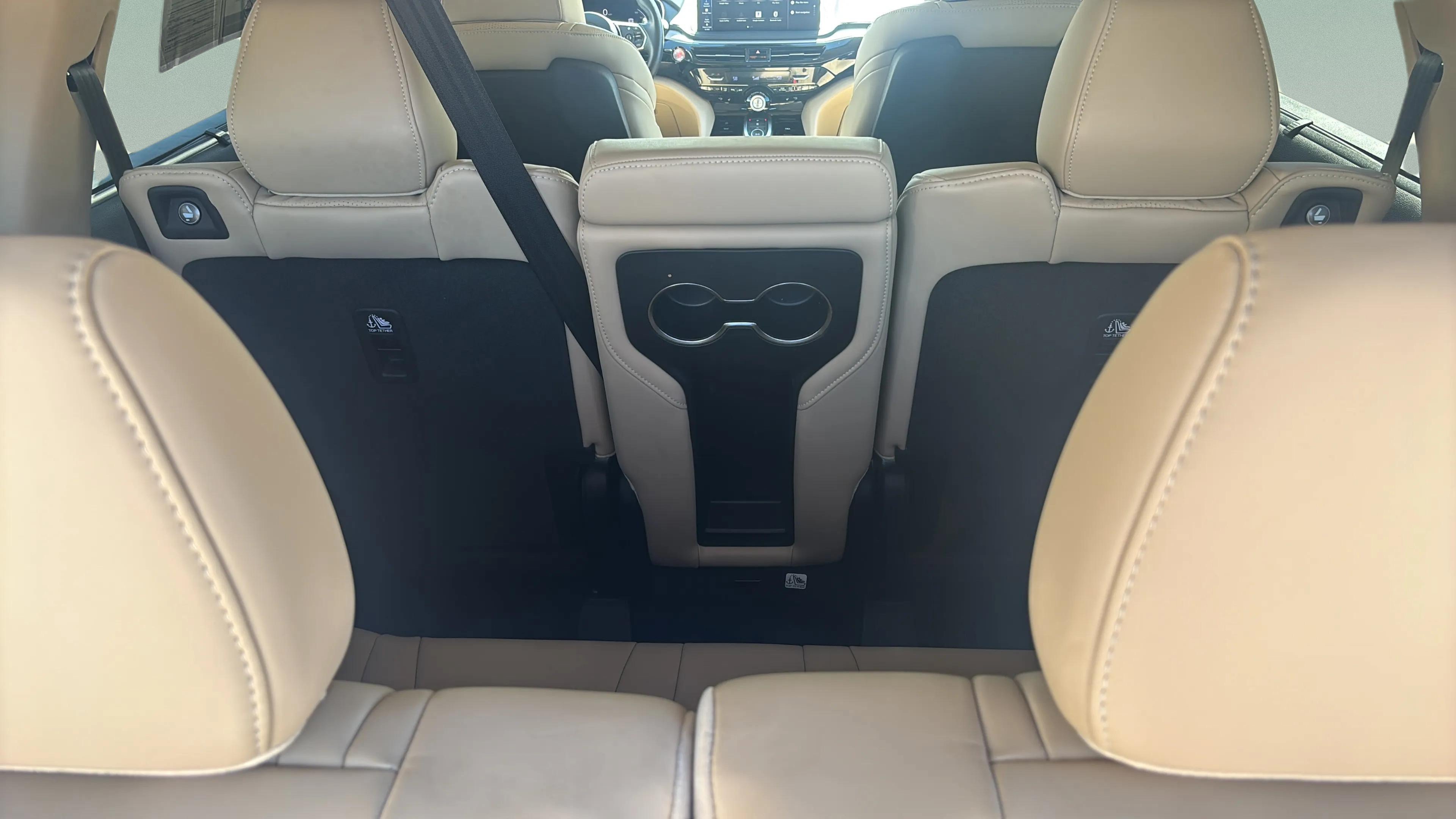 Used 2025 Acura MDX w/ Technology Package FWD image 31