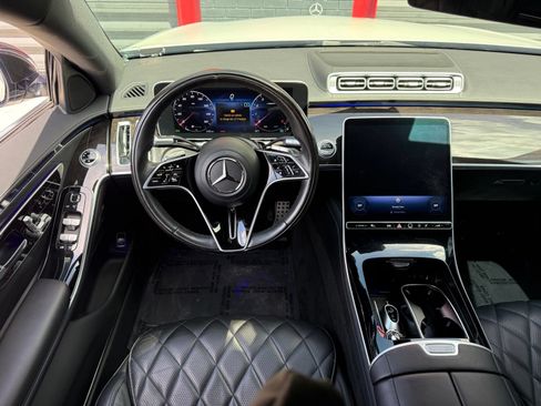 Used 2024 Mercedes-Benz S 580 4MATIC Sedan w/ AMG Line image 26
