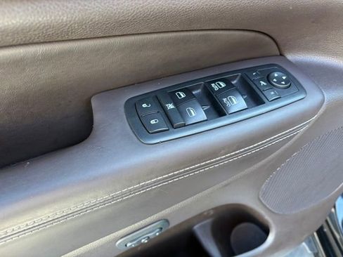 Used 2018 Jeep Grand Cherokee Overland image 25