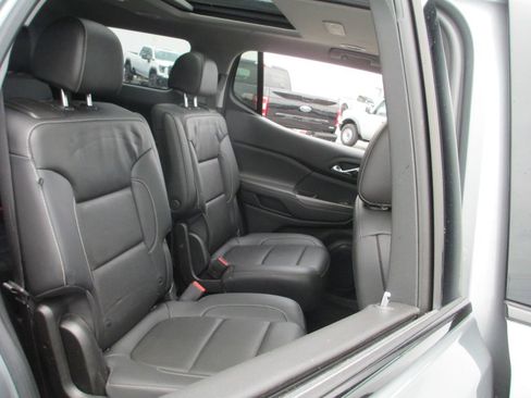 Used 2023 GMC Acadia SLT w/ Elevation Edition AWD/4WD image 24