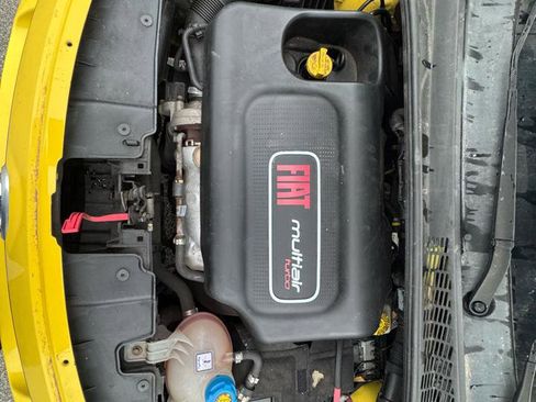 Used 2014 FIAT 500L Trekking image 22