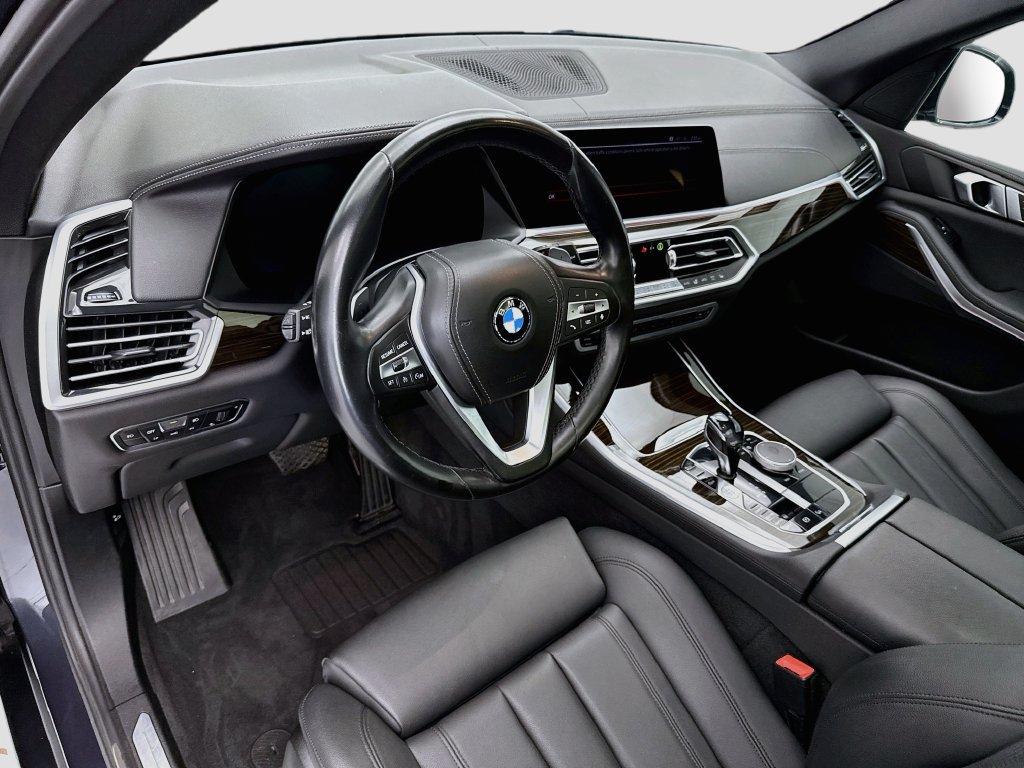 Used 2019 BMW X5 xDrive40i w/ Convenience Package AWD/4WD image 9