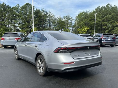 Used 2023 Honda Accord EX-L image 9