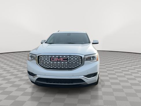 Used 2019 GMC Acadia Denali w/ Technology Package image 4