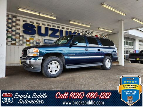 Used 2005 GMC Yukon XL SLT w/ SLT Preferred Equipment Group AWD/4WD image 1