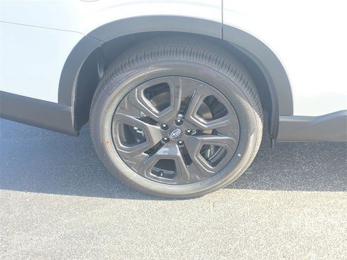 New 2025 Subaru Ascent Bronze Edition image 7