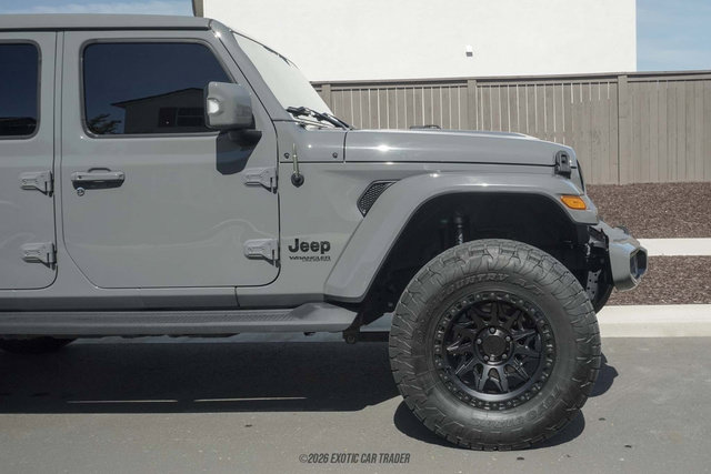 Used 2022 Jeep Wrangler Unlimited Sahara AWD/4WD image 11
