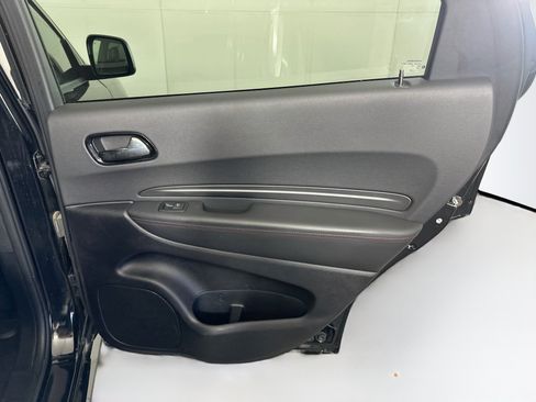 Used 2024 Dodge Durango GT RWD image 33