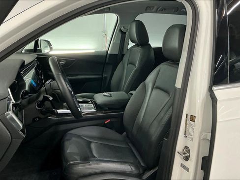 Used 2022 Audi Q7 Premium Plus w/ Premium Plus Package image 27