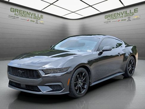 Used 2024 Ford Mustang Coupe RWD image 1