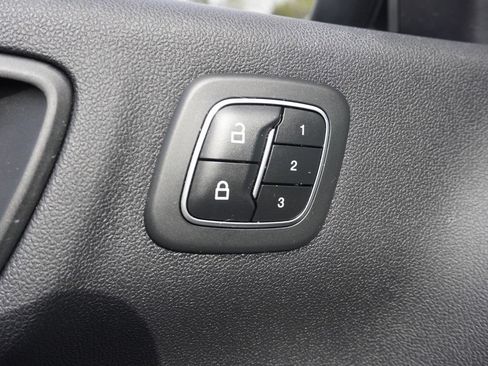 Used 2023 Ford Escape ST-Line Elite AWD/4WD image 37