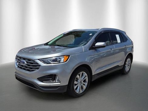 Used 2021 Ford Edge Titanium FWD image 2