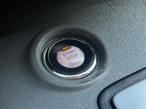 Used 2020 Nissan Frontier SV RWD image 26