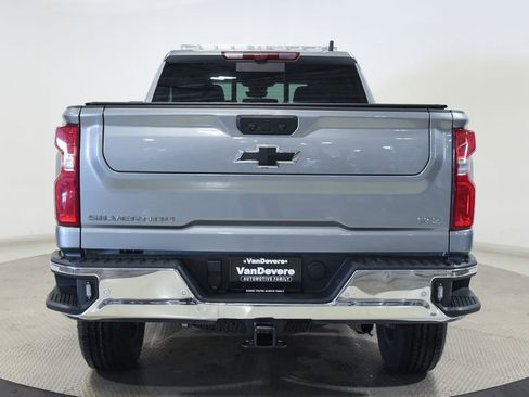 Used 2024 Chevrolet Silverado 3500 LTZ w/ LTZ Plus Package AWD/4WD image 13