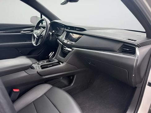 Used 2020 Cadillac XT5 Premium Luxury FWD image 7