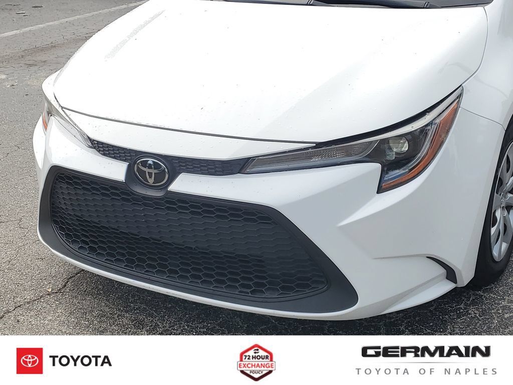 Used 2022 Toyota Corolla LE FWD image 14