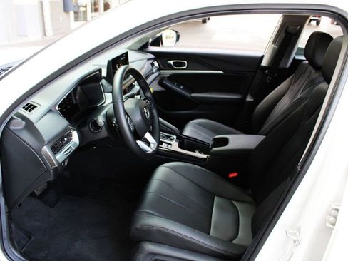 Used 2025 Acura Integra image 9