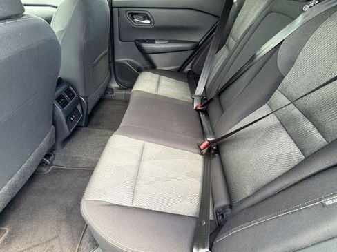 Used 2025 Nissan Rogue SV AWD/4WD image 29
