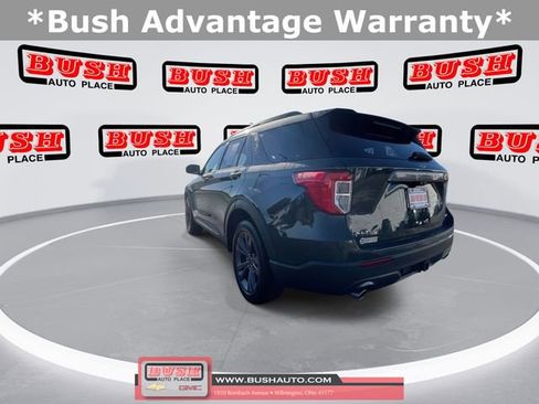 Used 2022 Ford Explorer XLT w/ Equipment Group 202A image 8