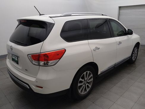Used 2015 Nissan Pathfinder SL FWD image 9
