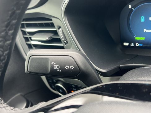 New 2026 Ford Escape SE w/ PHEV Premium Package image 10