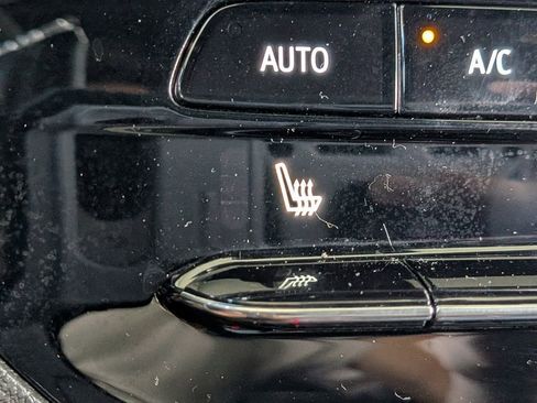 New 2026 Buick Envista Sport Touring FWD image 23