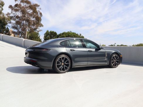 Certified 2023 Porsche Panamera Platinum Edition RWD image 4