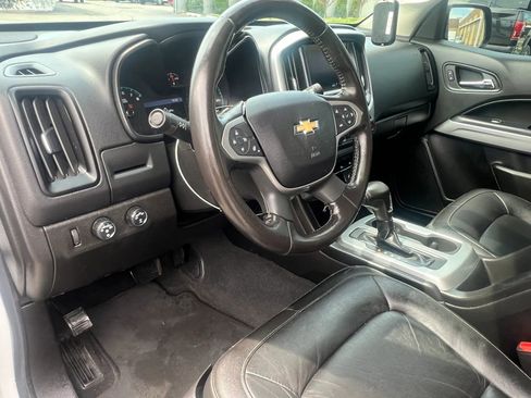 Used 2019 Chevrolet Colorado LT w/ Colorado RST Special Edition image 14