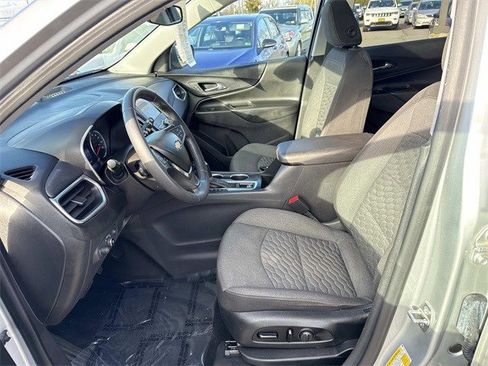 Used 2020 Chevrolet Equinox LT image 14