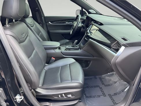 Used 2023 Cadillac XT6 Premium Luxury AWD/4WD image 29