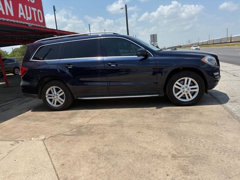 Used 2013 Mercedes-Benz GL 450 4MATIC image 19
