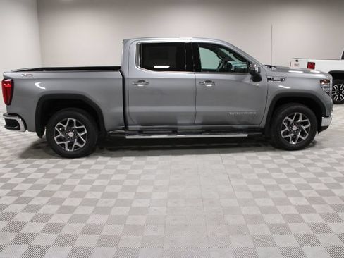 New 2026 GMC Sierra 1500 SLT w/ SLT Premium Plus Package AWD/4WD image 13