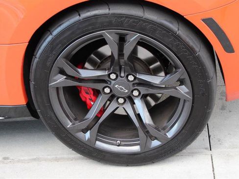 Used 2020 Chevrolet Camaro SS RWD image 35