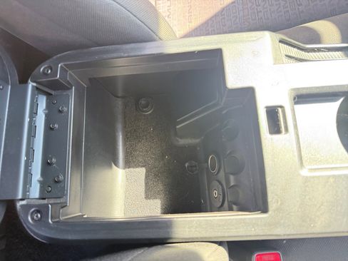 Used 2008 Ford Mustang Deluxe image 19