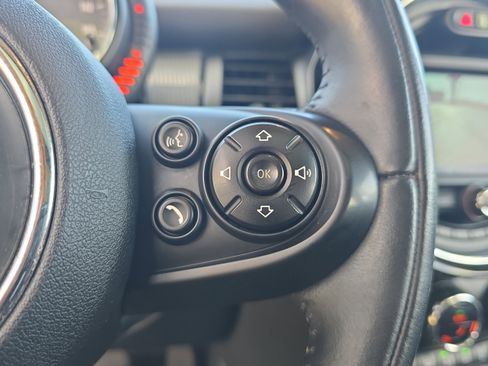 Used 2016 MINI Cooper 2-Door Hardtop image 20