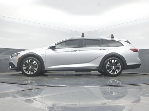 Used 2019 Buick Regal Essence w/ Driver Confidence Package I AWD/4WD image 74