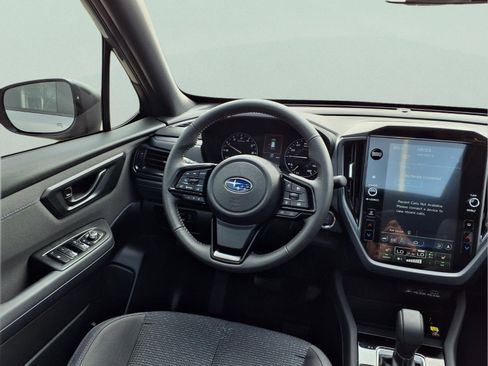 Used 2025 Subaru Forester Premium w/ Convenience Package #1 image 15